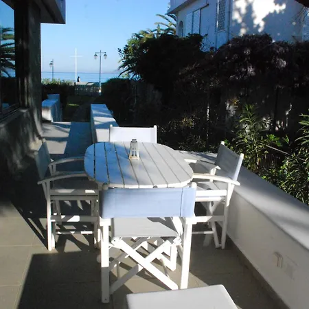 Вилла Front In *