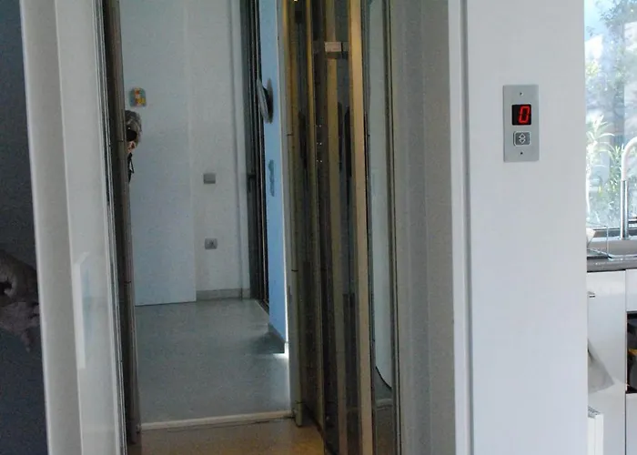 Willa Front In Loutráki