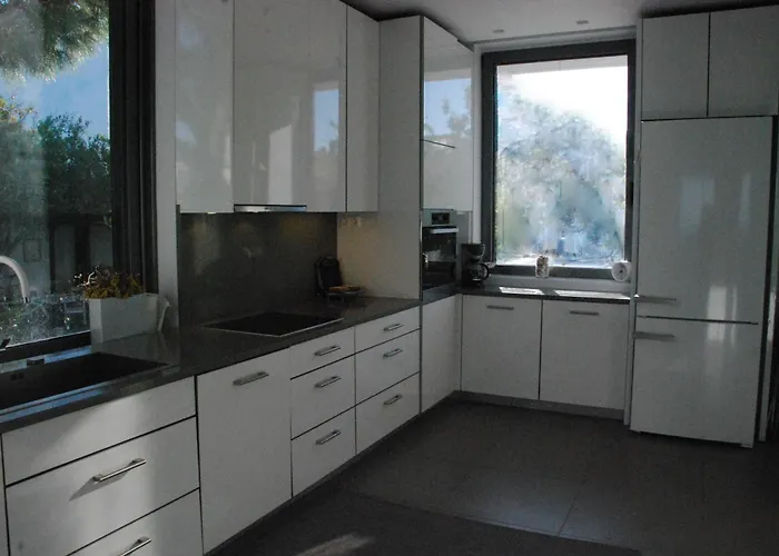 Front In * Loutráki